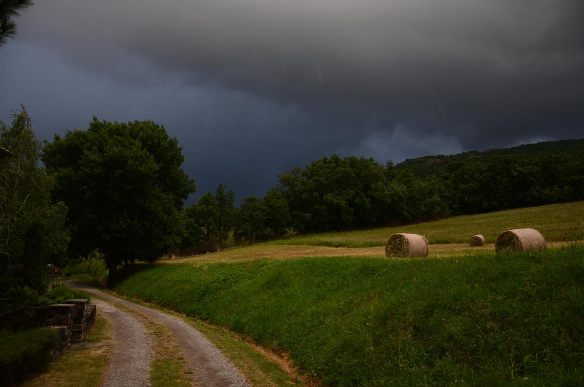 Domaine Insolite Du Petit Moras Chomérac Exteriér fotografie